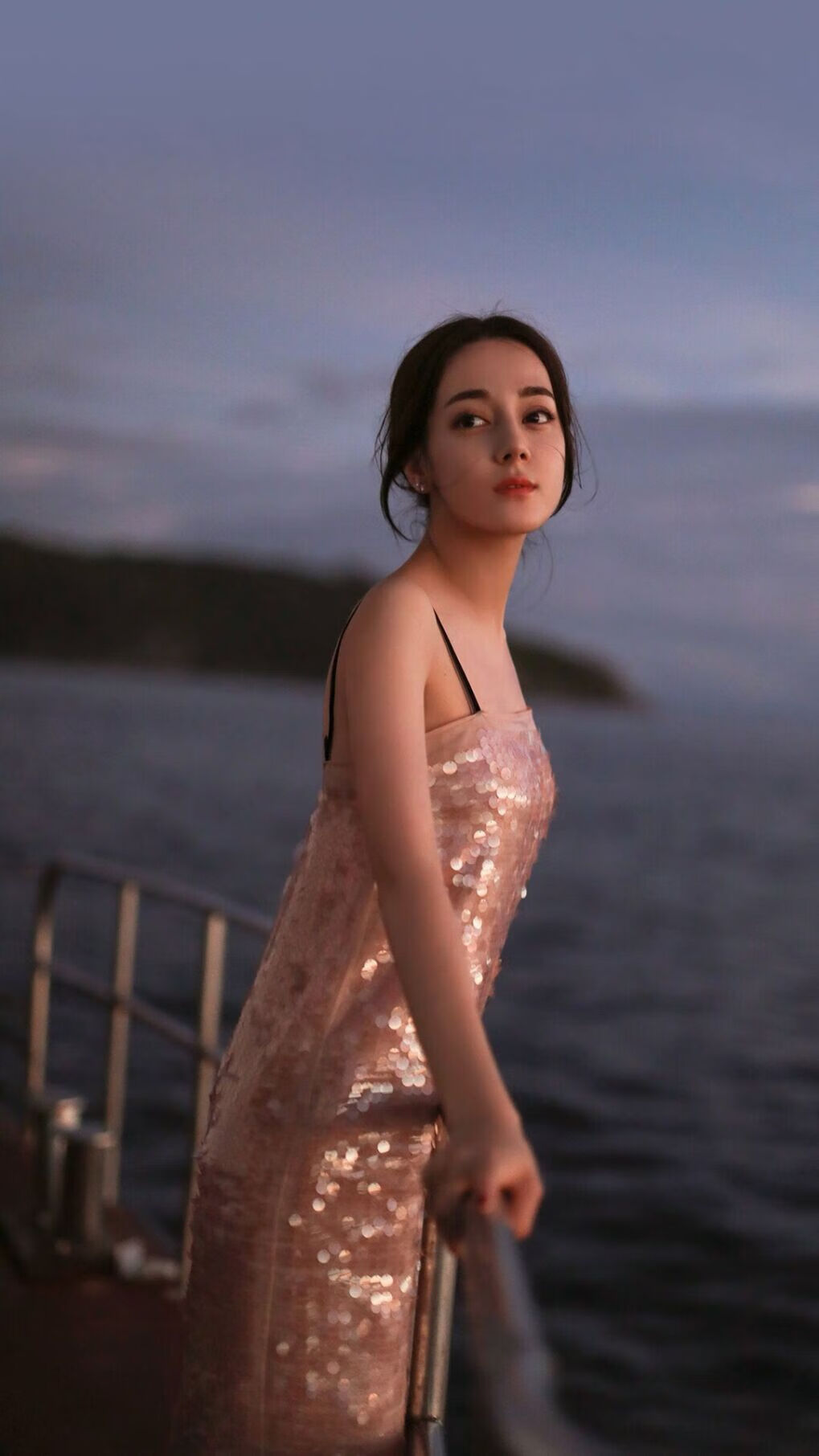 仰泳末段加速突尼斯选手抢占先机,仰泳bd